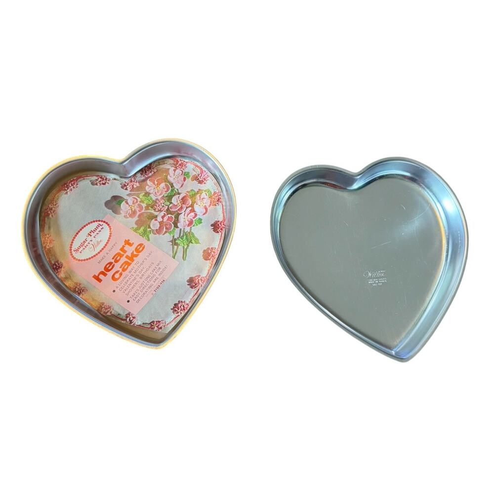 Vintage Wilton Heart Cake Pans Lot of 2 1971 Sugar Plum Party Pans One Insert